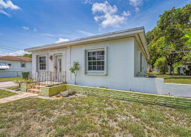 Property at 525 NE 126th St, North Miami, FL 33161, 2 beds, 1.5 baths