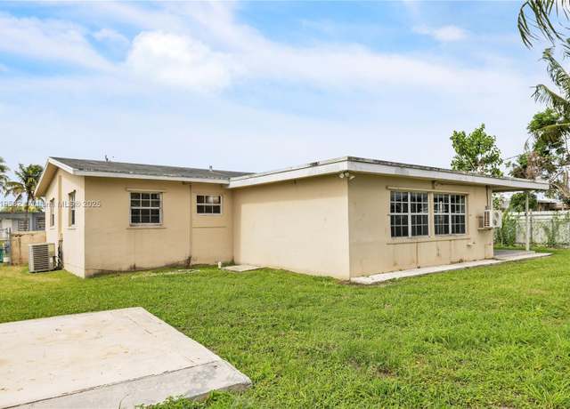 Property at 11735 SW 185th St, Miami, FL 33177, 3 beds, 1 bath