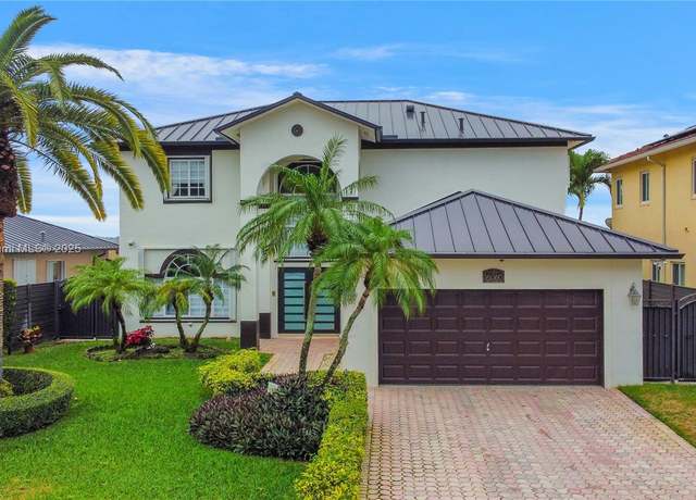 Property at 16060 SW 151st Ter, Miami, FL 33196, 4 beds, 2.5 baths