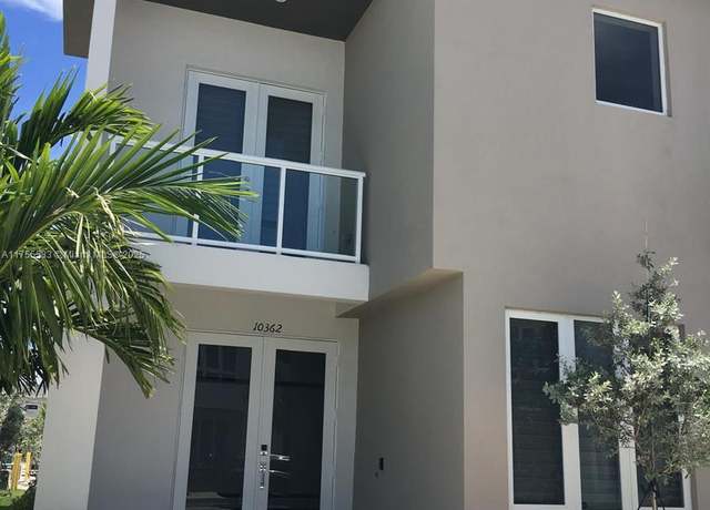 Property at 10362 NW 64th Ter #10362, Doral, FL 33178, 4 beds, 3.5 baths