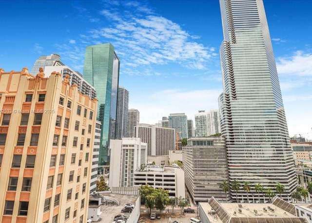 Property at 151 SE 1st St #1011, Miami, FL 33131, 2 beds, 2 baths