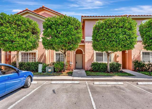 Property at 7848 Catalina Cir #7848, Tamarac, FL 33321, 3 beds, 3 baths