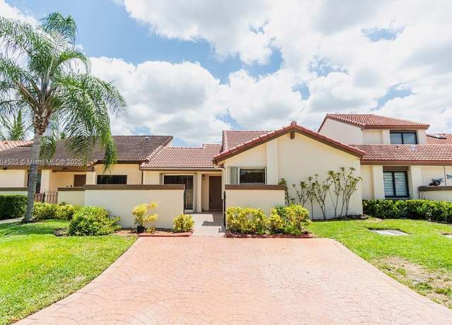 Property at 17359 NW 66th Ct, Hialeah, FL 33015, 2 beds, 2 baths