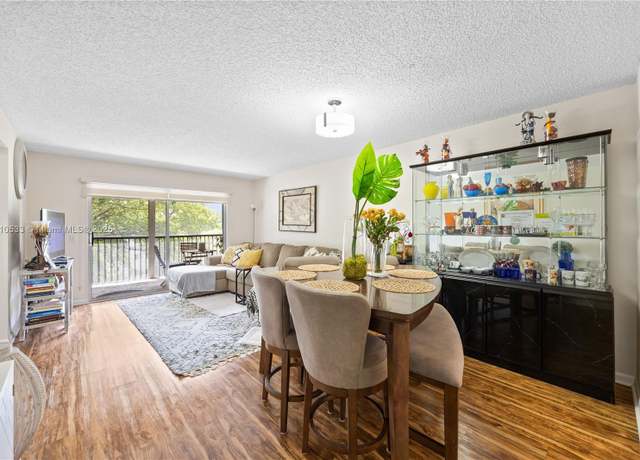 Property at 801 SW 138th Ave Unit 404E, Pembroke Pines, FL 33027, 2 beds, 2 baths
