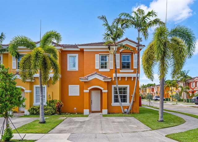 Property at 771 SE 2nd St, Homestead, FL 33030, 3 beds, 2.5 baths