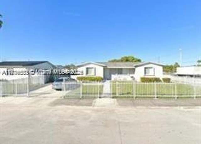 Property at 22004 SW 113th Pl, Miami, FL 33170, 3 beds, 2 baths