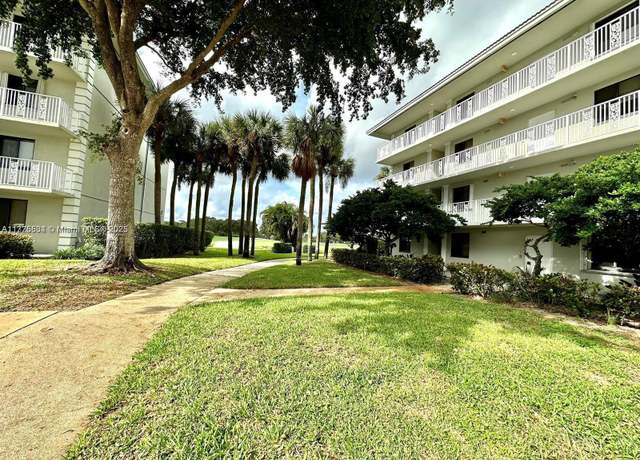 Property at 2621 Village Blvd #102, West Palm Beach, FL 33409, 2 beds, 2 baths