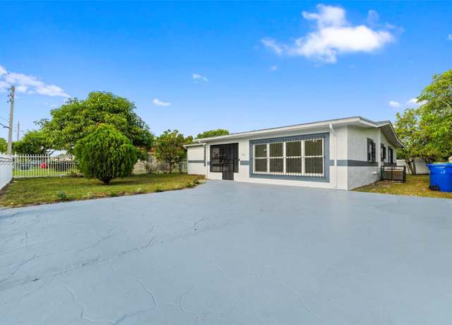 Property at 1237 NW 15th Ave, Fort Lauderdale, FL 33311, 4 beds, 2 baths