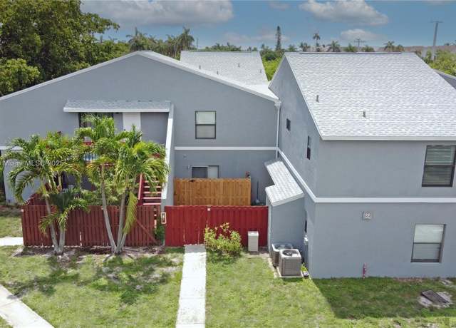 Property at 22 Crossings Cir Unit E, Boynton Beach, FL 33435, 2 beds, 2 baths