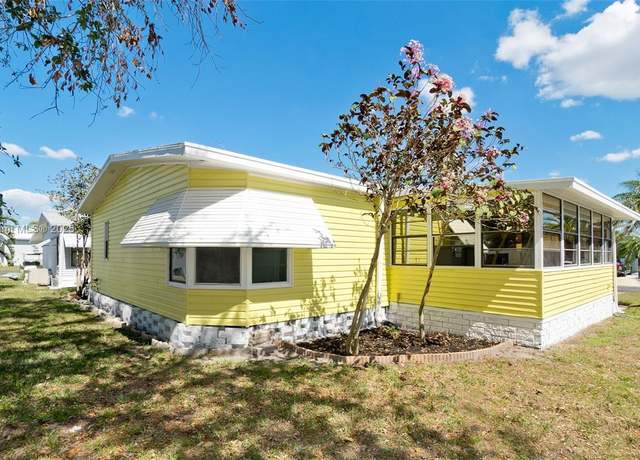 Property at 5707 45th St E #190, Bradenton, FL 34203, 2 beds, 2 baths