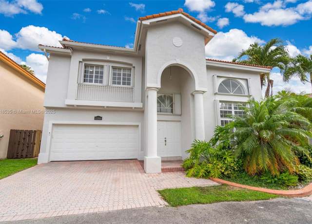 Property at 11244 NW 58th Ter, Doral, FL 33178, 5 beds, 3 baths