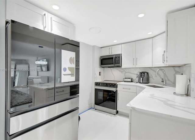 Property at 3015 N Ocean Blvd Unit 4K, Fort Lauderdale, FL 33308, 2 beds, 2 baths