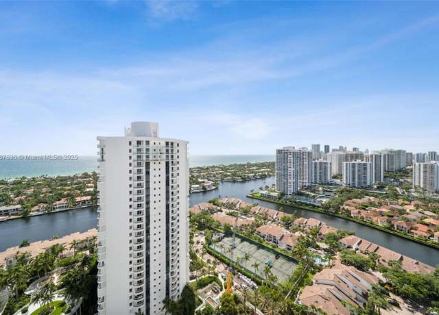 Property at 21055 Yacht Club Dr #3101, Aventura, FL 33180, 3 beds, 2 baths