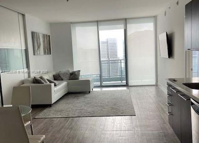 Property at 90 SW 3rd St #4203, Miami, FL 33130, 2 beds, 2 baths