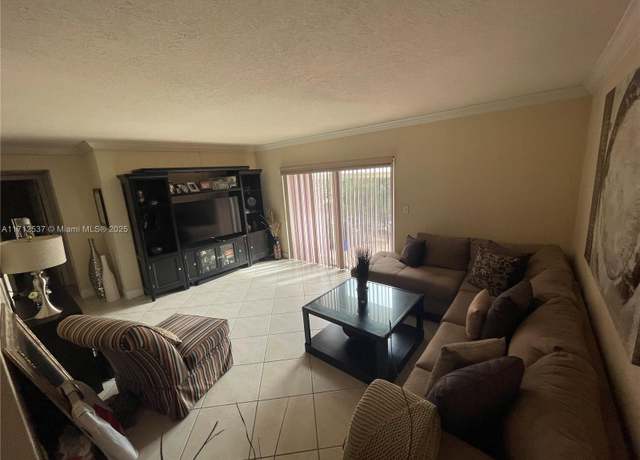 Property at 8475 SW 94th St Unit 118E, Miami, FL 33156, 1 bed, 1 bath