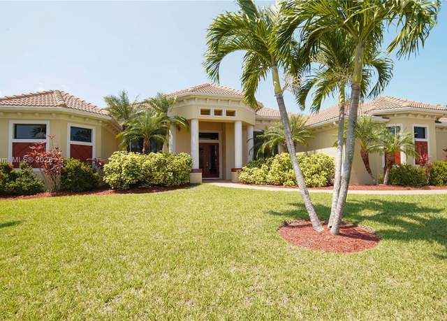 Property at 6057 Calusa Ridge Trl, FL 33922, 4 beds, 3.5 baths