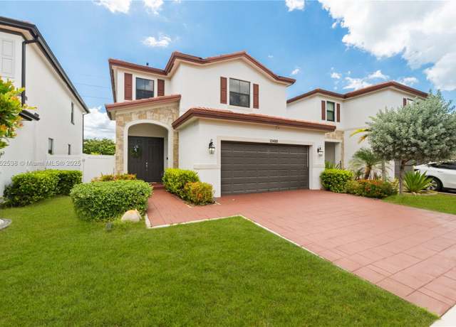 Property at 10488 W 35th Way, Hialeah, FL 33018, 3 beds, 2.5 baths