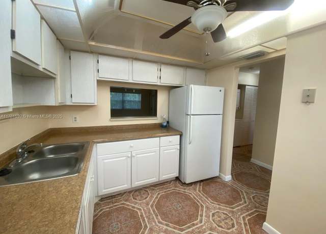 Property at 6890 Royal Palm Blvd Unit 305H, Margate, FL 33063, 2 beds, 2 baths