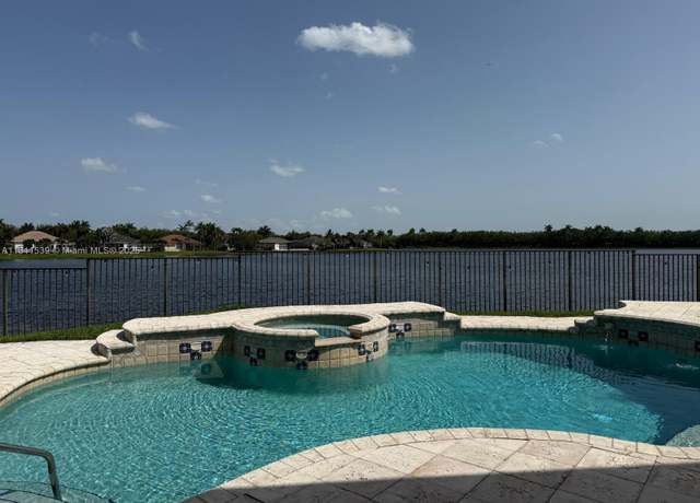 Property at 1418 Lantana Dr Lantana Dr, Weston, FL 33326, 5 beds, 4 baths