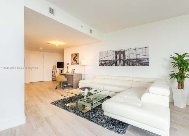 Property at 121 NE 34th St #1014, Miami, FL 33137, 1 bed, 1 bath