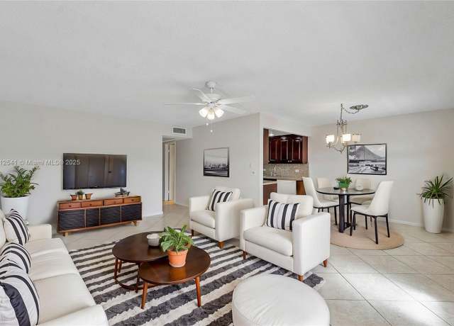 Property at 3116 Newport U #3116, Deerfield Beach, FL 33442, 2 beds, 1.5 baths