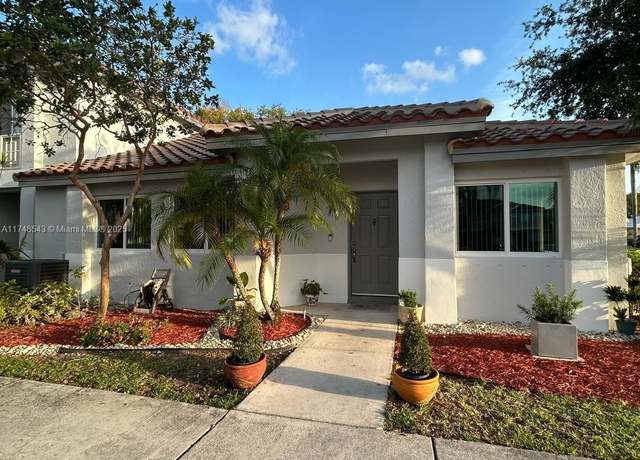 Property at 20826 NW 3rd Ct #20826, Pembroke Pines, FL 33029, 3 beds, 2 baths