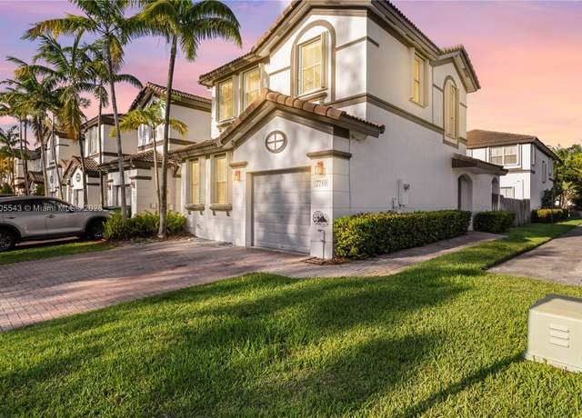 Property at 7719 NW 116th Path, Doral, FL 33178, 3 beds, 2.5 baths