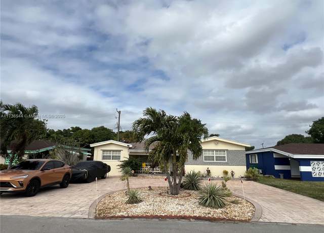 Property at 7741 Kismet St, Miramar, FL 33023, 4 beds, 3 baths