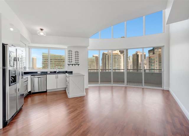 Property at 60 SW 13th St #3026, Miami, FL 33130, 3 beds, 3 baths