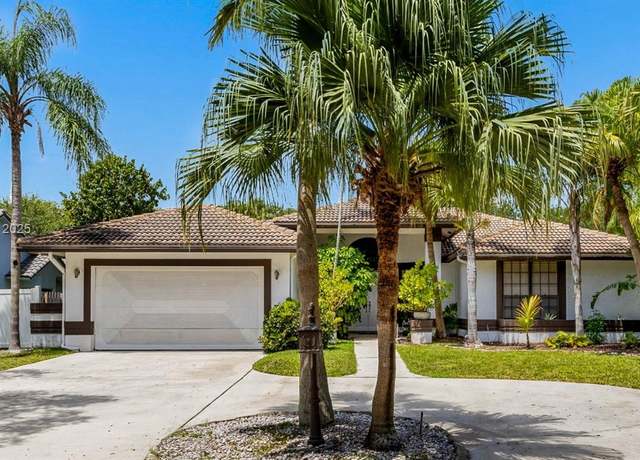 Property at 1041 NW 93rd Ter, Plantation, FL 33322, 4 beds, 2.5 baths