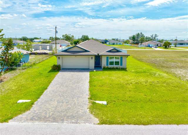 Property at 2119 NE 6th Pl, Cape Coral, FL 33909, 3 beds, 2 baths