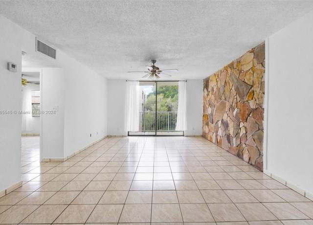 Property at 8405 NW 8th St #310, Miami, FL 33126, 1 bed, 1 bath