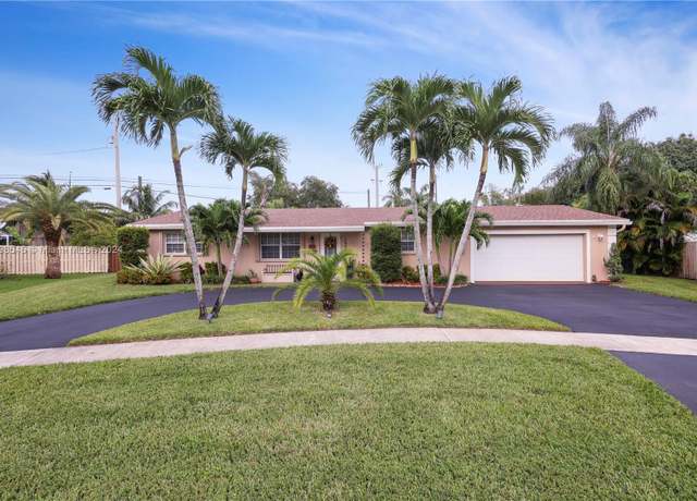 Property at 4900 SW 88th Ter, Cooper City, FL 33328, 3 beds, 2 baths