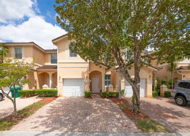 Property at 12445 SW 125th Ter, Miami, FL 33186, 4 beds, 2.5 baths