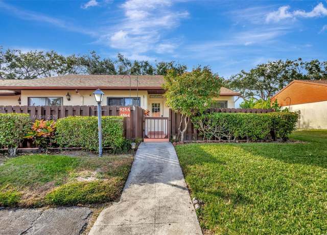 Property at 4864 Sable Pine Cir Unit A, West Palm Beach, FL 33417, 2 beds, 2 baths