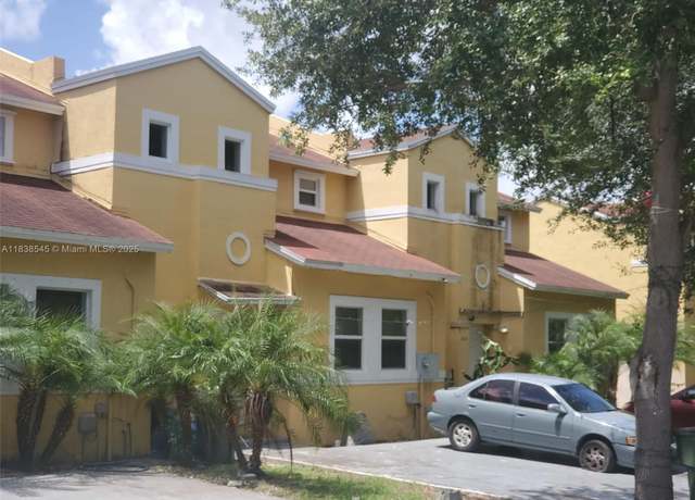 Property at 1640 NE 5th St, Homestead, FL 33033, 3 beds, 2 baths
