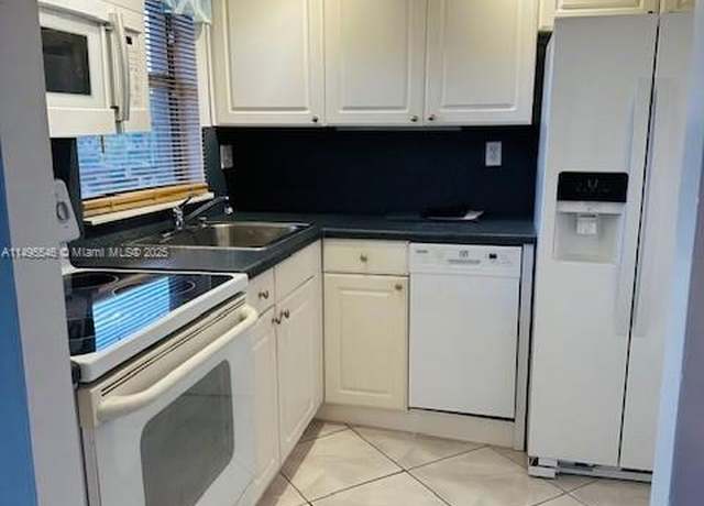 Property at 9620 Sunrise Lakes Blvd #306, Sunrise, FL 33322, 1 bed, 1 bath