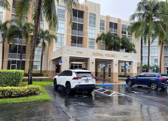 Property at 9755 NW 52nd St #318, Doral, FL 33178, 2 beds, 2 baths