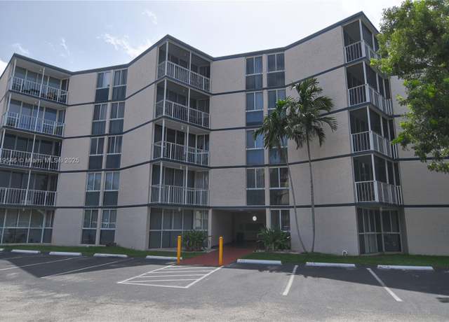 Property at 7125 NW 186th St Unit B311, Hialeah, FL 33015, 2 beds, 2 baths