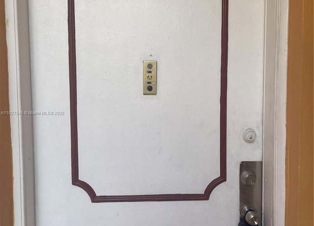 Property at 365 NE 125th St #302, North Miami, FL 33161, 1 bed, 1.5 baths