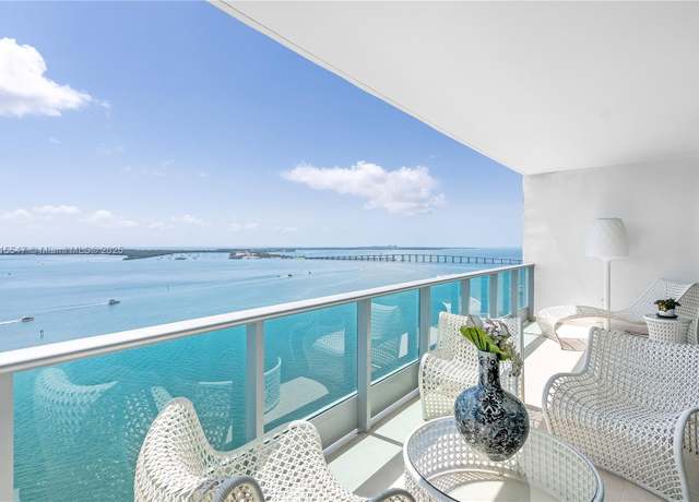 Property at 1331 Brickell Bay Dr #2305, Miami, FL 33131, 3 beds, 3 baths