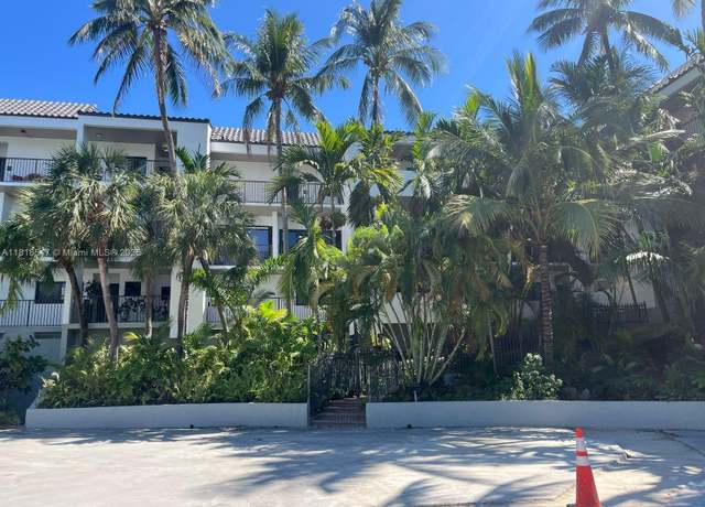 Property at 4000 NE 168th St Unit 110A, North Miami Beach, FL 33160, 2 beds, 2.5 baths