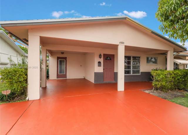 Property at 4938 NW 48th Ave, Tamarac, FL 33319, 2 beds, 2 baths