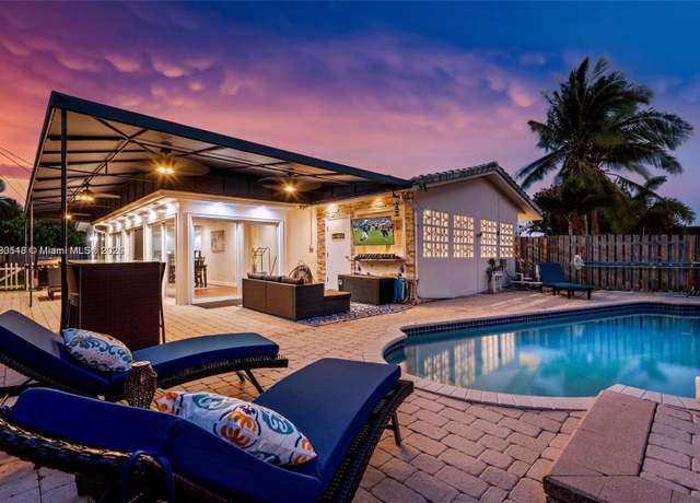 Property at 2231 NE 38th St, Lighthouse Point, FL 33064, 3 beds, 2 baths