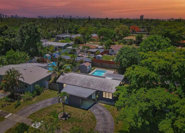 Property at 3338 Cleveland St, Hollywood, FL 33021, 3 beds, 2 baths