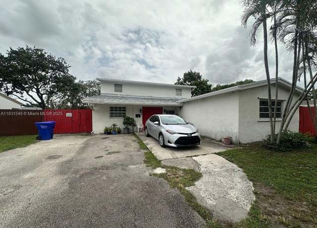 Property at 6641 Perry St, Hollywood, FL 33024, 5 beds, 3 baths