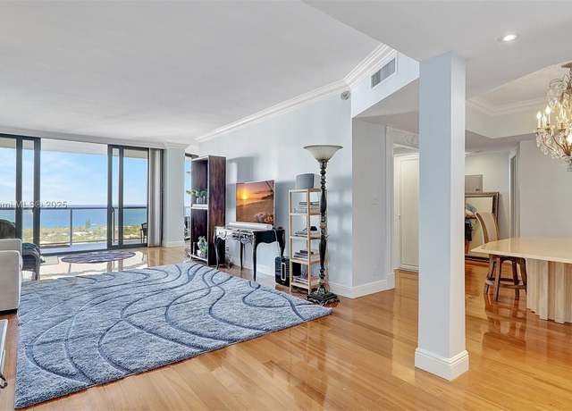 Property at 20281 E Country Club Dr #1904, Aventura, FL 33180, 2 beds, 2 baths