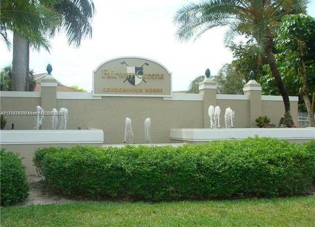 Property at 401 SW 113th Way #401, Pembroke Pines, FL 33025, 2 beds, 2 baths