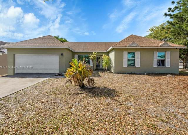 Property at 9598 Ashley Dr, Miramar, FL 33025, 4 beds, 2 baths
