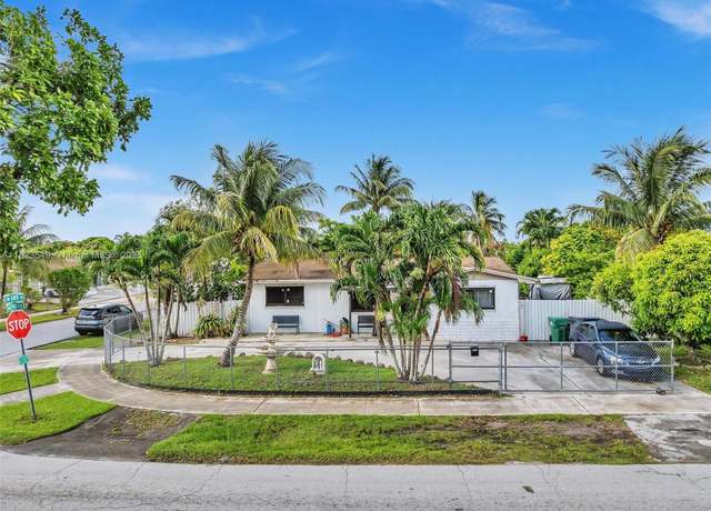 Property at 14902 SW 297th Ter, Homestead, FL 33033, 3 beds, 2 baths